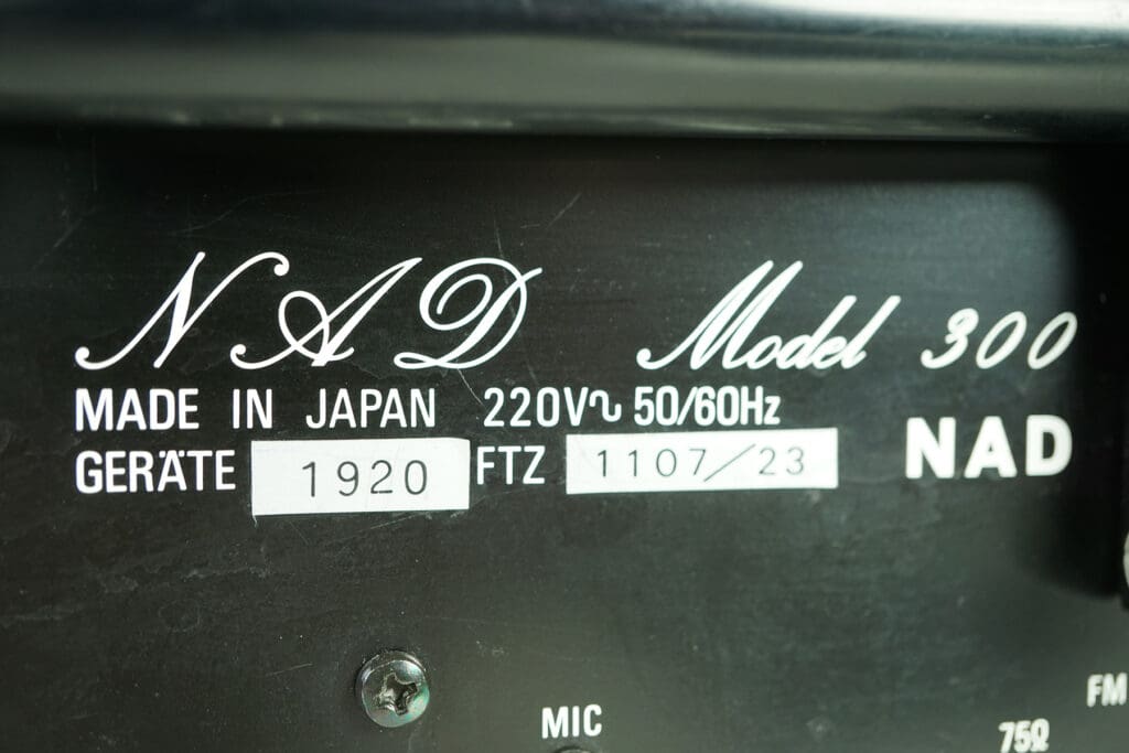 NAD_Model-300-10 NAD Model-300