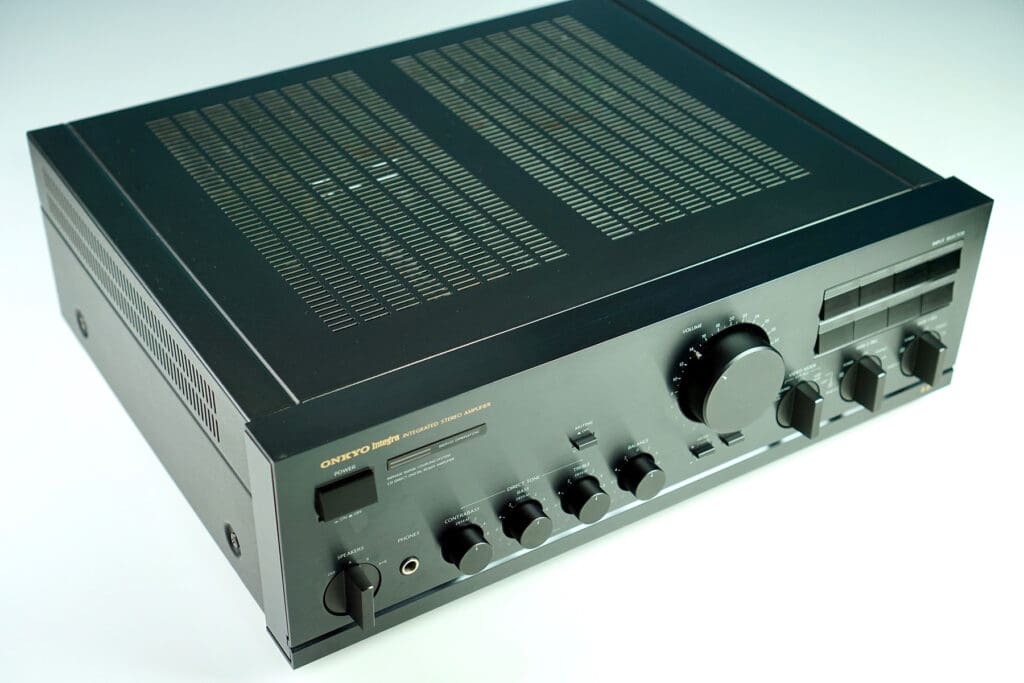 Onkyo-A-8450-02 Onkyo A-8450